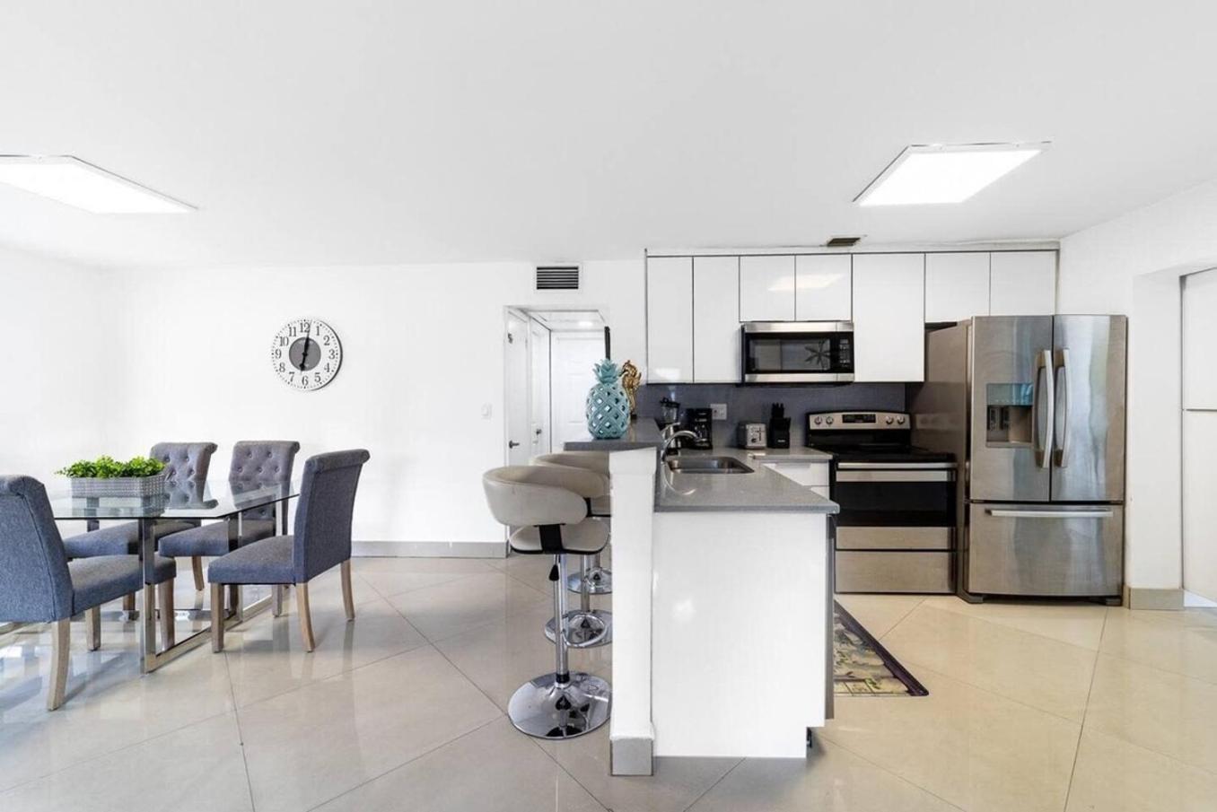 Private Heated Pool Villa In Ftl Near Beach Fort Lauderdale Eksteriør billede